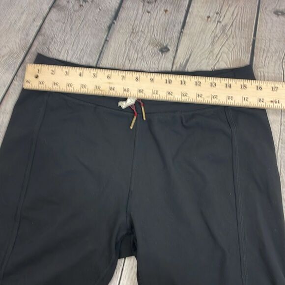 lululemon athletica Men’s Shorts size Large - Picture 10 of 11